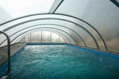 Retractable Pool Enclosures